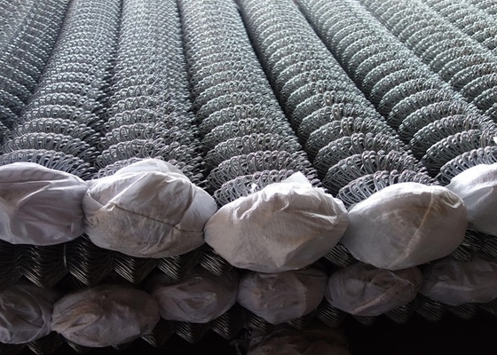25-100mm Chain Link Wire Mesh / 25m Diamond Chain Link Fence For Garden