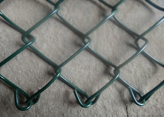 Green Metal Chain Link Mesh Fence Anti Corrosive High Strength Size Customized