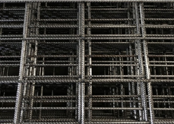 Low Carbon Steel Wire Mesh Panels , 2-6m Length Welded Steel Fence Panels