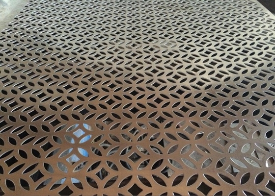 Carbon Steel Perforated Metal Mesh Round Hole Punched Weave Style