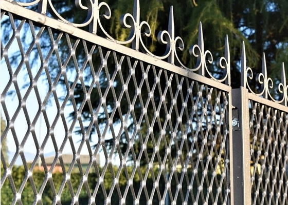 0.5m-2.5m Expanded Metal Security Fence , Anti Climb Expanded Metal Fence Panels